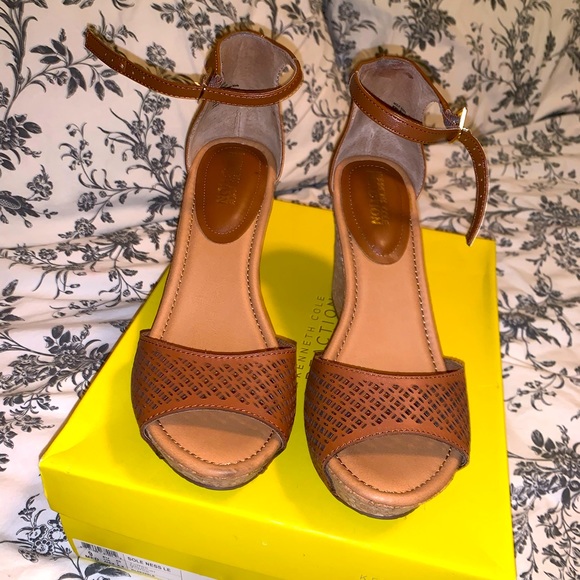 KENNETH COLE Reaction platforms - Picture 2 of 10